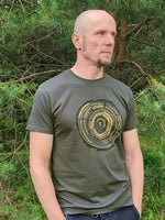 "celms" uz Classic t-krekla | Olive krāsā L un XL izmērs