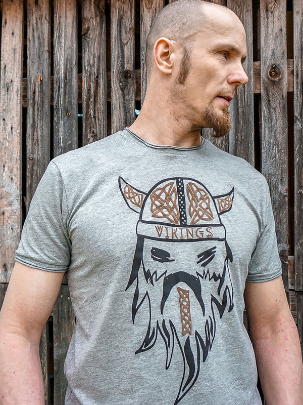 "Vikings" uz Roll t-krekla